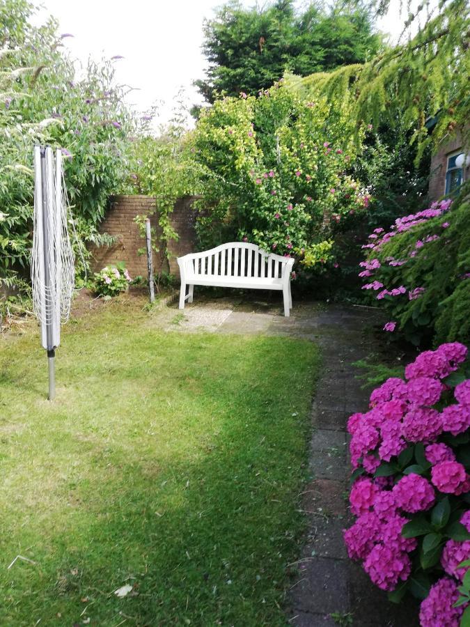 Cottage Egmond-Binnen Met Besloten Tuin Exterior photo